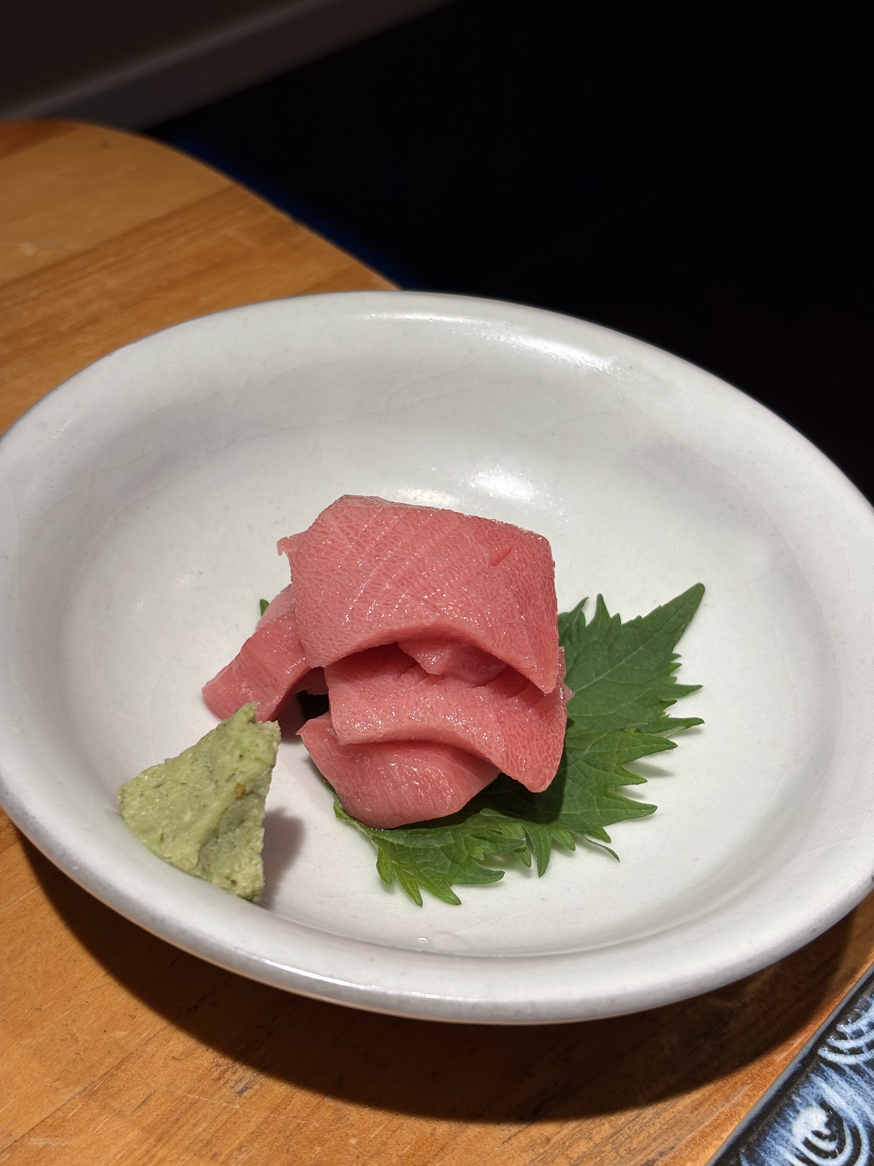 中トロぶつ切り。こんな高級なぶつ切り初めて