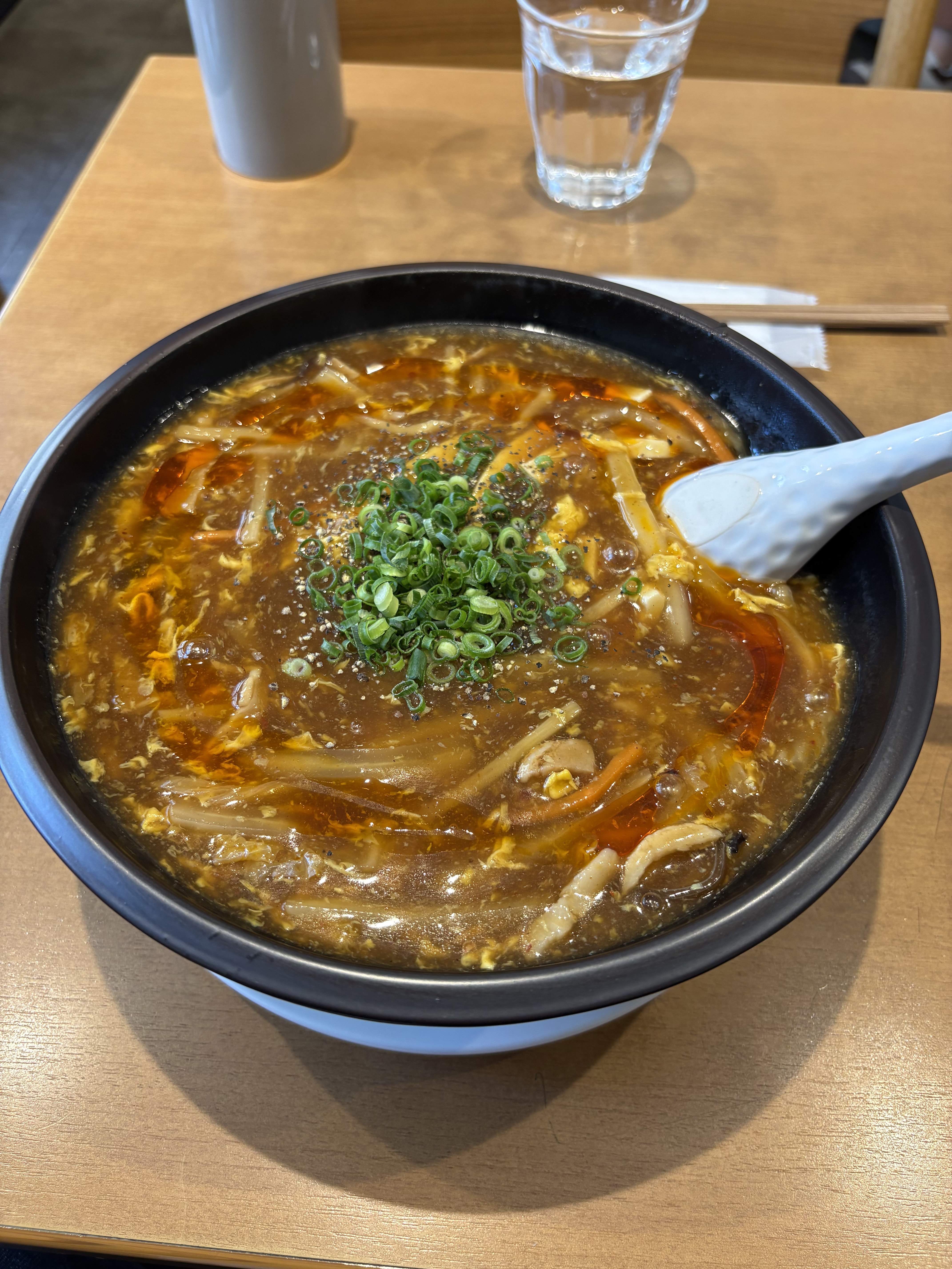 【3回通って判明】博多の中華店で酸辣湯麺に完全敗北した関西人の記録