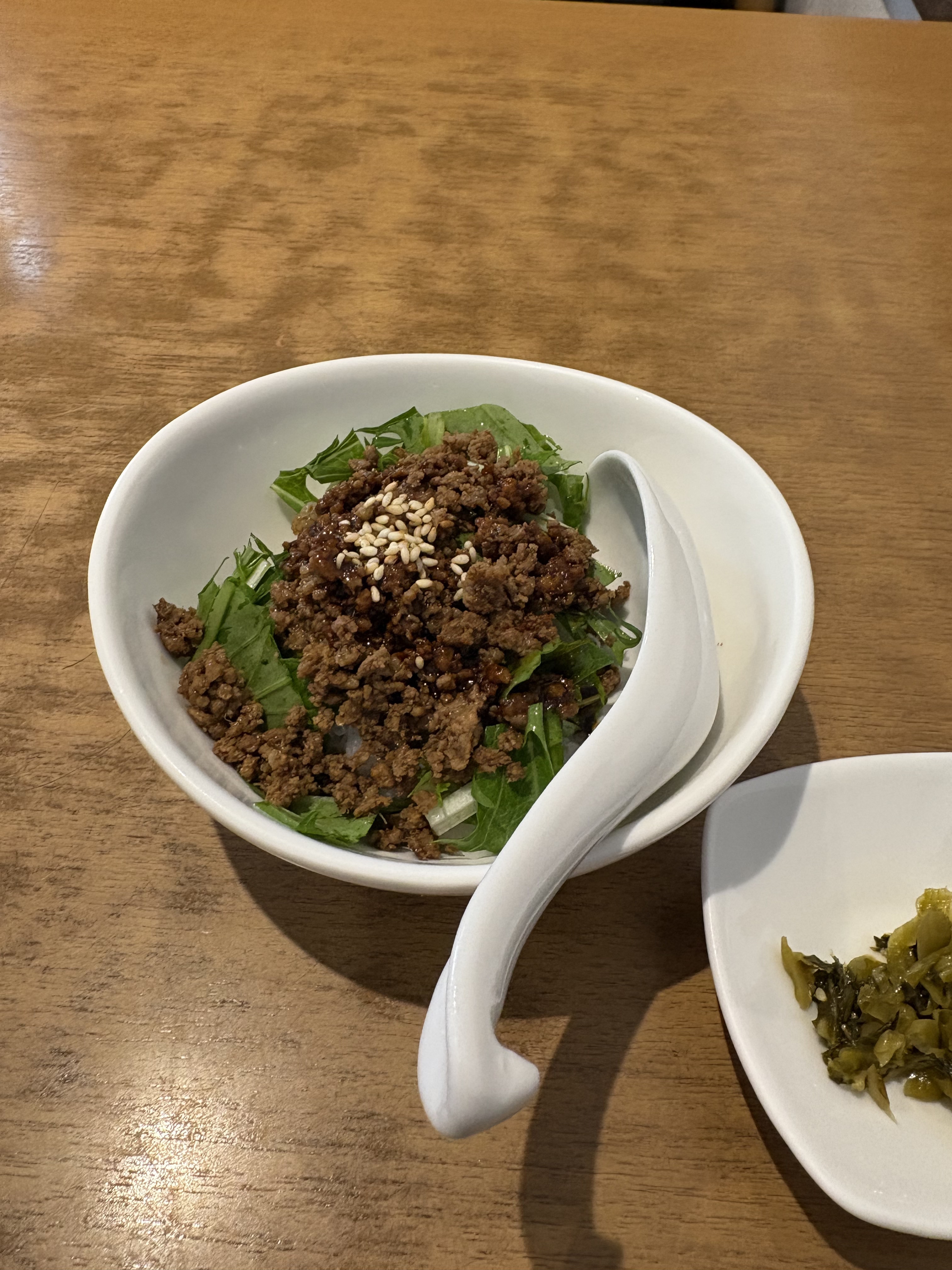 セットのそぼろ肉飯