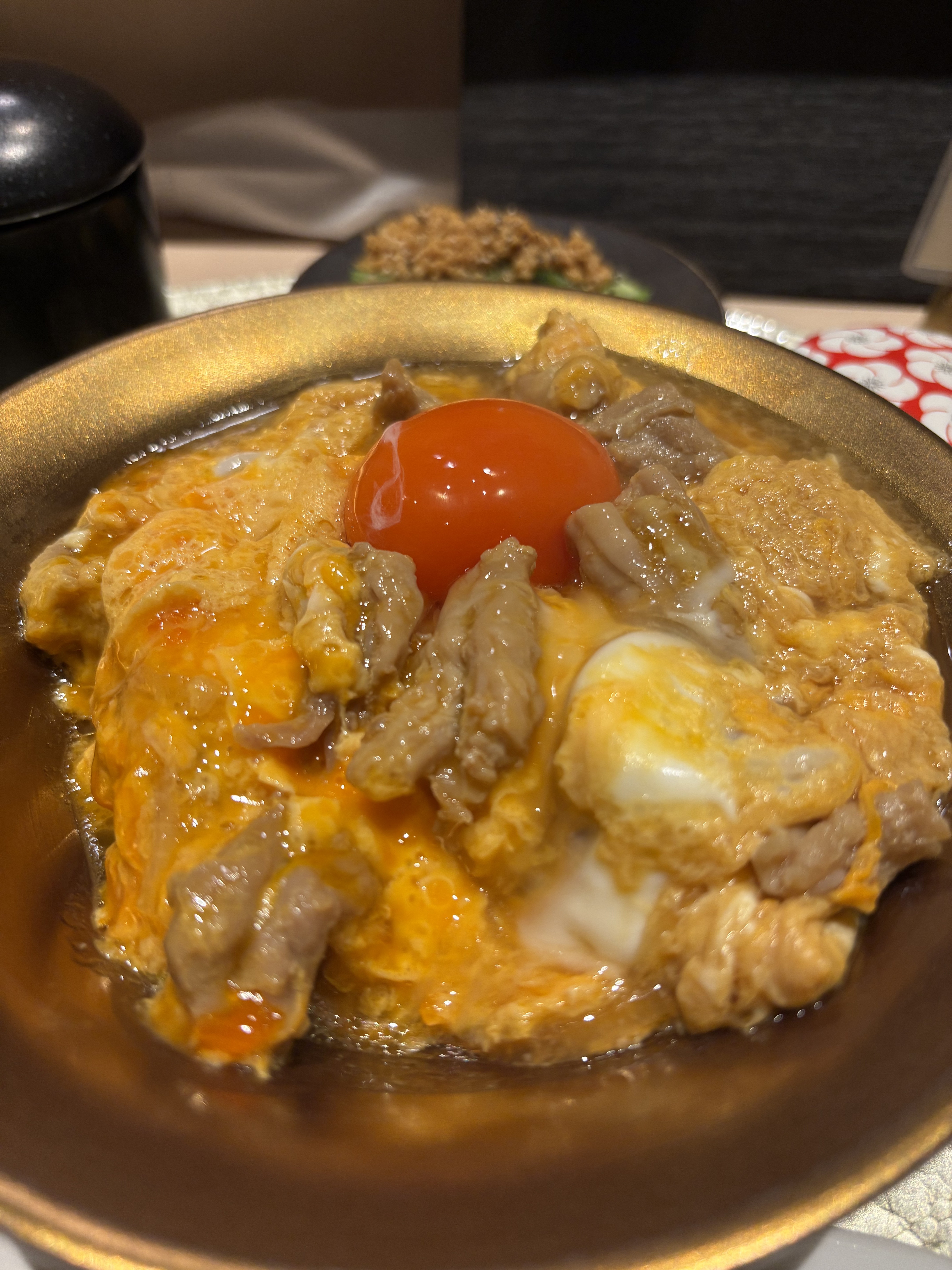 【博多の親子丼で2200円って何やねん】博多座1階の高級親子丼を関西人が食べてみた結果wwww